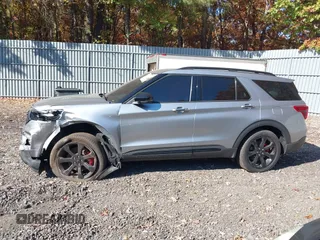 2023 Ford Explorer ST with VIN 1FM5K8GC5PGB60628, listed as a IAAI auction lot 40689927 with 20,825 mi miles. Bid and sale history available at carsss.com. Image 14.