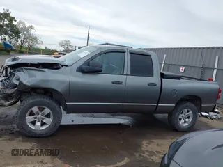 2008 Dodge 1500 SLT with VIN 1D7HU18248J155617, listed as a IAAI auction lot 41775899 with 334,788 mi miles. Bid and sale history available at carsss.com. Image 15.