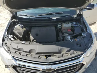 2018 Chevrolet Traverse LT Cloth with VIN 1GNERGKW7JJ282002, listed as a Copart auction lot 61564495 with 105,048 mi miles and Salvage title. Bid and sale history available at DreamBid. Image 12.