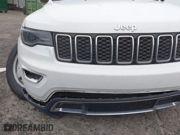 2018 Jeep Grand Cherokee Limited with VIN 1C4RJFBG8JC245999, listed as a IAAI auction lot 42345499 with 90,670 mi miles and . Bid and sale history available at DreamBid. Image 20.