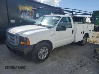 2006 Ford Super Duty F-250 XL with VIN 1FTNF20586EA34615, listed as a Copart auction lot 80469854 with 181,289 mi miles and Non Repairable. Bid and sale history available at carsss.com. Image 1.
