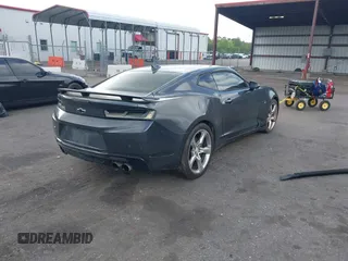 2017 Chevrolet Camaro 2SS с VIN 1G1FH1R73H0193015, выставлен на аукционе IAAI как лот 42000987 с пробегом 99 903 миль миль и . История ставок и продаж доступна на DreamBid. Изображение 4.