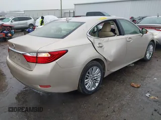 2013 Lexus ES 250 с VIN JTHBK1GG8D2022588, выставлен на аукционе IAAI как лот 41449426 с пробегом 62 232 миль миль и . История ставок и продаж доступна на DreamBid. Изображение 4.