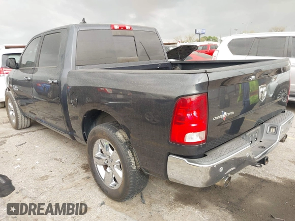 2015 Ram 1500 Lone Star z VIN 1C6RR6LT6FS561880, wystawiony jako IAAI lot #41791026 z przebiegiem 136 040 mil mil oraz . Historia ofert i sprzedaży dostępna na DreamBid. Obrazek 3.