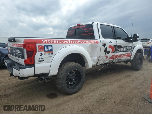 2018 Ford F-350 XL with VIN 1FT8W3BT2JEB10112, listed as a Copart auction lot 61199945 with 150,402 mi miles and Clean title. Bid and sale history available at DreamBid. Image 3.