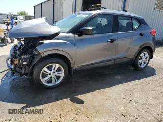 2019 Nissan Kicks S with VIN 3N1CP5CU1KL493927, listed as a Copart auction lot 51391475 with 41,845 mi miles and Salvage Title. Bid and sale history available at carsss.com. Image 1.