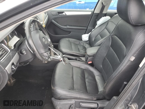 2014 Volkswagen Jetta Sedan SE w/Connectivity with VIN 3VWD07AJ8EM390770, listed as a Copart auction lot 89048365 with 175,637 mi miles and Salvage Title. Bid and sale history available at carsss.com. Image 7.