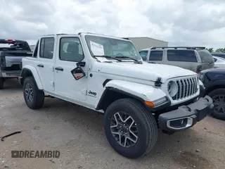 2025 Jeep Wrangler Sahara with VIN 1C4PJXEN1SW528297, listed as a IAAI auction lot 42131265 with 7,167 mi miles and . Bid and sale history available at DreamBid. Image 1.