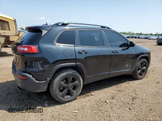 2016 Jeep Cherokee Altitude with VIN 1C4PJMCB5GW203151, listed as a Copart auction lot 61381395 with 147,805 mi miles and Salvage title. Bid and sale history available at DreamBid. Image 3.