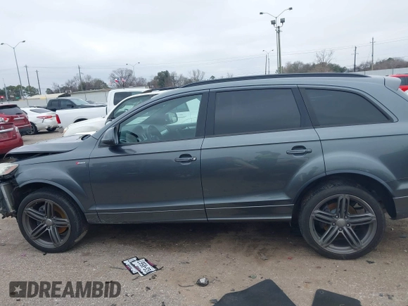 2014 Audi Q7 3.0T S line Prestige with VIN WA1DGAFEXED003259, listed as a IAAI auction lot 41624351 with 104,938 mi miles. Bid and sale history available at carsss.com. Image 14.