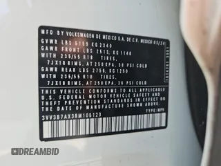 2024 Volkswagen Tiguan SE z VIN 3VV3B7AX3RM105123, wystawiony jako IAAI lot #42796460 z przebiegiem 36 543 mil mil oraz . Historia ofert i sprzedaży dostępna na DreamBid. Obrazek 17.