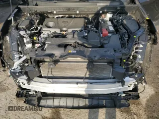 2024 Toyota RAV4 XLE with VIN 2T3P1RFV7RC411361, listed as a Copart auction lot 43698105 with 16,122 mi miles and Salvage Title. Bid and sale history available at DreamBid. Image 12.