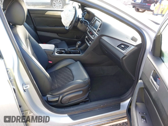 2018 Hyundai Sonata SEL z VIN 5NPE34AF0JH599137, wystawiony jako IAAI lot #41865261 z przebiegiem 63 719 mil mil oraz . Historia ofert i sprzedaży dostępna na DreamBid. Obrazek 5.