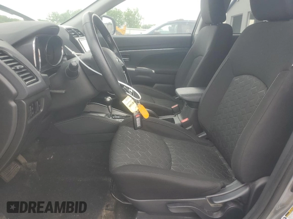 2021 Mitsubishi Outlander ES z VIN JA4ARUAU5MU032616, wystawiony jako Copart lot #60821475 z przebiegiem 81 920 mil mil oraz Szkoda całkowita • Salvage title. Historia ofert i sprzedaży dostępna na DreamBid. Obrazek 7.