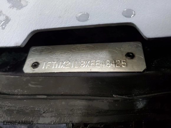 1999 Ford Super Duty F-250 XL with VIN 1FTNX21L8XEE48425, listed as a Copart auction lot 85552704 with 143,929 mi miles and Salvage Title. Bid and sale history available at carsss.com. Image 12.