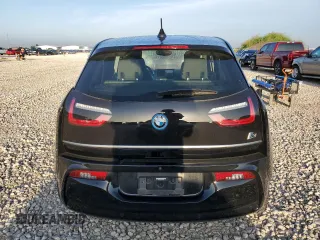 2021 BMW i3 with VIN WBY8P2C03M7K07077, listed as a Copart auction lot 63186024 with 6,381 mi miles and Salvage Title. Bid and sale history available at carsss.com. Image 6.