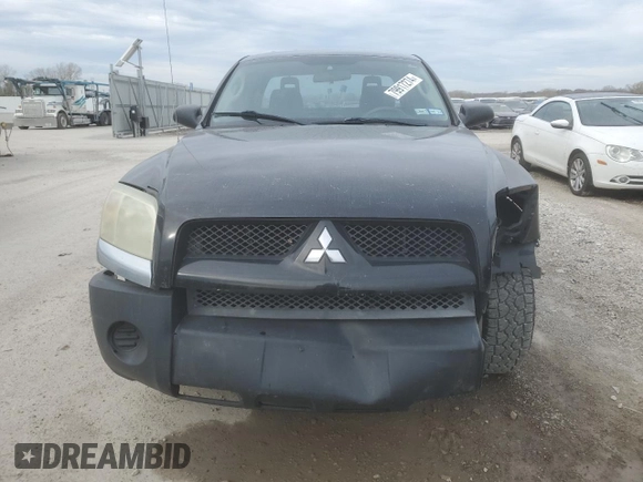 2006 Mitsubishi Raider LS z VIN 1Z7HC22K66S542516, wystawiony jako Copart lot #79917274 z przebiegiem 123 910 mil mil oraz Szkoda całkowita • Salvage title. Historia ofert i sprzedaży dostępna na DreamBid. Obrazek 5.