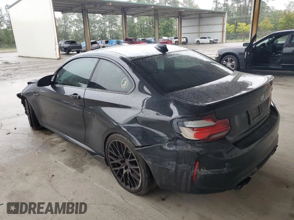 2020 BMW M2 Competition z VIN WBS2U7C03L7E15628, wystawiony jako Copart lot #66347314 z przebiegiem 68 147 mil mil oraz Czysty tytuł • Clean title. Historia ofert i sprzedaży dostępna na DreamBid. Obrazek 2.