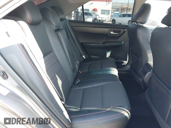 2015 Toyota Camry XLE with VIN 4T1BF1FK6FU901697, listed as a IAAI auction lot 41974098 with 121,817 mi miles. Bid and sale history available at carsss.com. Image 8.