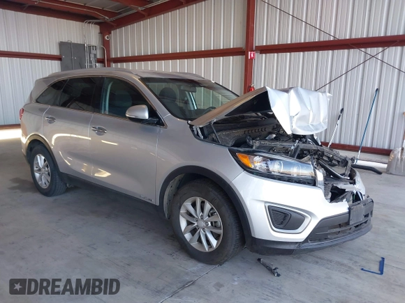 2018 Kia Sorento LX V6 with VIN 5XYPGDA50JG413205, listed as a IAAI auction lot 40331681 with 69,664 mi miles. Bid and sale history available at carsss.com. Image 1.
