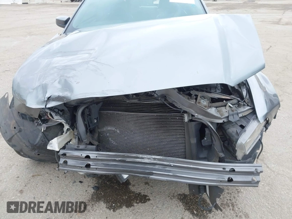 2013 Ford Mustang V6 with VIN 1ZVBP8EM7D5214021, listed as a IAAI auction lot 42197070 with 137,888 mi miles and . Bid and sale history available at DreamBid. Image 18.