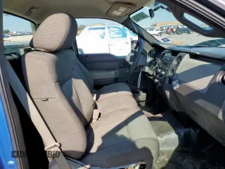 2010 Ford F-150 XL z VIN 1FTMF1CW7AKE57898, wystawiony jako Copart lot #56361625 z przebiegiem 274 884 mil mil oraz Szkoda całkowita • Salvage title. Historia ofert i sprzedaży dostępna na DreamBid. Obrazek 10.