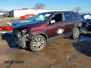 2011 Kia Sorento EX with VIN 5XYKUDA25BG045386, listed as a IAAI auction lot 41849668 with 1 mi miles. Bid and sale history available at carsss.com. Image 17.