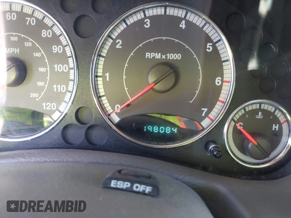 2006 Jeep Liberty Limited z VIN 1J4GL58KX6W182833, wystawiony jako IAAI lot #42428602 z przebiegiem 198 084 mil mil oraz . Historia ofert i sprzedaży dostępna na DreamBid. Obrazek 7.