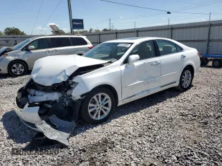 2011 Lexus ES 330 z VIN JTHBK1EG5B2465880, wystawiony jako Copart lot #50446905 z przebiegiem 133 032 mil mil oraz Szkoda całkowita • Salvage title. Historia ofert i sprzedaży dostępna na DreamBid. Obrazek 1.