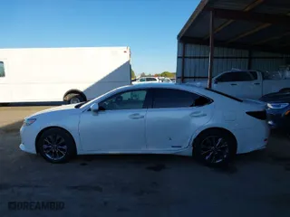 2013 Lexus ES 300h Hybrid with VIN JTHBW1GG1D2029614, listed as a IAAI auction lot 41657061 with 270,807 mi miles. Bid and sale history available at carsss.com. Image 14.