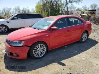 2011 Volkswagen Jetta SEL с VIN 3VWLZ7AJ3BM394741, выставлен на аукционе Copart как лот 53667445 с пробегом 186 415 миль миль и Списание • Salvage title. История ставок и продаж доступна на DreamBid. Изображение 1.