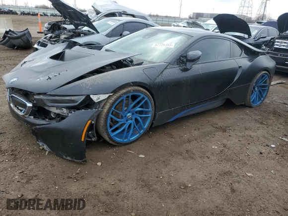 2014 BMW i8 z VIN WBY2Z2C50EVX64814, wystawiony jako Copart lot #52720385 z przebiegiem 63 909 mil mil oraz Szkoda całkowita • Salvage title. Historia ofert i sprzedaży dostępna na DreamBid. Obrazek 1.