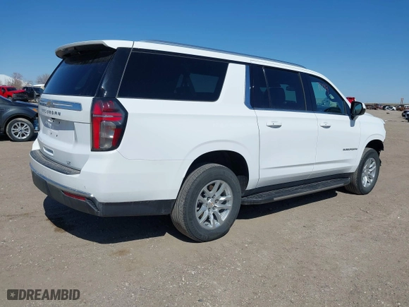 2024 Chevrolet Suburban LT with VIN 1GNSKCKD3RR270408, listed as a IAAI auction lot 41977094 with 31,832 mi miles. Bid and sale history available at carsss.com. Image 4.