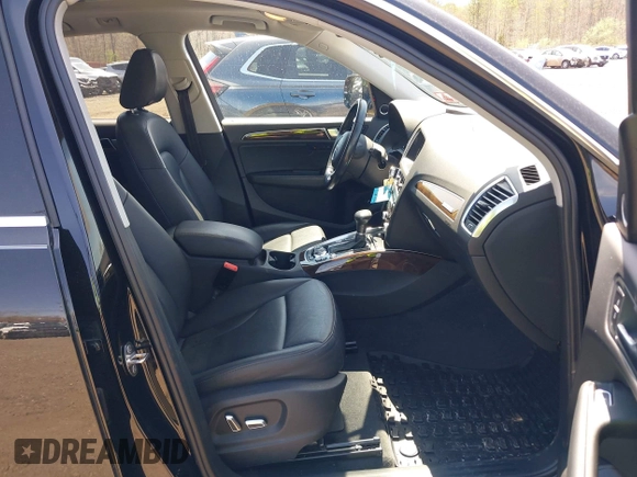 2016 Audi Q5 Premium Plus z VIN WA1D7AFP2GA016335, wystawiony jako IAAI lot #42056239 z przebiegiem 83 857 mil mil oraz . Historia ofert i sprzedaży dostępna na DreamBid. Obrazek 5.