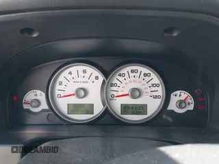 2005 Ford Escape Limited с VIN 1FMCU94115KD86427, выставлен на аукционе IAAI как лот 42322957 с пробегом 153 941 миль миль и . История ставок и продаж доступна на DreamBid. Изображение 7.