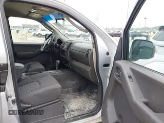 2007 Nissan Frontier Nismo z VIN 1N6AD06W17C426578, wystawiony jako IAAI lot #42186183 z przebiegiem 186 797 mil mil oraz . Historia ofert i sprzedaży dostępna na DreamBid. Obrazek 5.