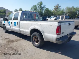 2001 Ford F-350 with VIN 3FTSW30L21MA67300, listed as a IAAI auction lot 42687583 with 317,542 mi miles and . Bid and sale history available at DreamBid. Image 3.