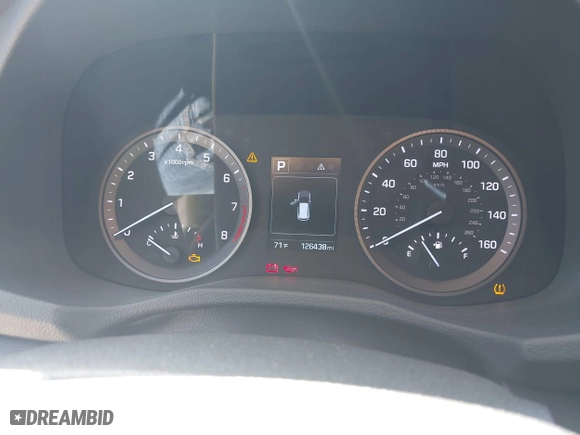 2017 Hyundai Tucson Value with VIN KM8J33A28HU302472, listed as a IAAI auction lot 41717598 with 126,438 mi miles. Bid and sale history available at carsss.com. Image 7.