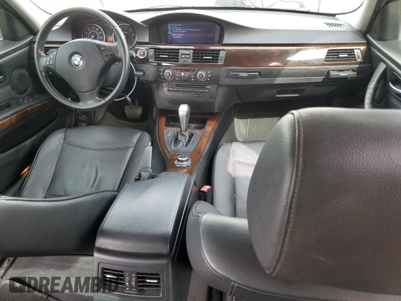 2010 BMW 3 Series 328i with VIN WBAPH5C52AA440273, listed as a Copart auction lot 74540174 with 268,703 mi miles and Salvage title. Bid and sale history available at DreamBid. Image 8.