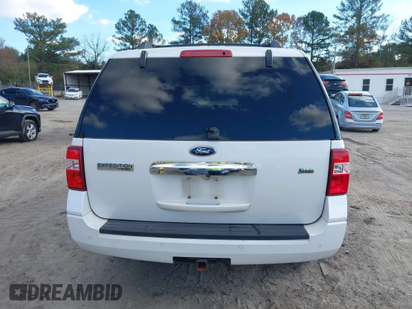 2013 Ford Expedition Limited z VIN 1FMJU1K59DEF34688, wystawiony jako IAAI lot #40942972 z przebiegiem 180 003 mil mil oraz . Historia ofert i sprzedaży dostępna na DreamBid. Obrazek 16.