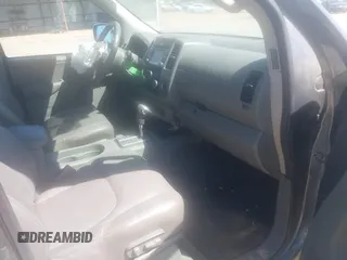 2019 Nissan Frontier SV z VIN 1N6AD0ER8KN751964, wystawiony jako IAAI lot #41879817 z przebiegiem 111 289 mil mil oraz . Historia ofert i sprzedaży dostępna na DreamBid. Obrazek 5.