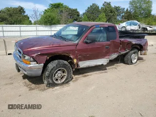 2000 Dodge Dakota Sport z VIN 1B7GG22N5YS713362, wystawiony jako Copart lot #56135295 z przebiegiem 139 108 mil mil oraz Szkoda całkowita • Salvage title. Historia ofert i sprzedaży dostępna na DreamBid. Obrazek 1.