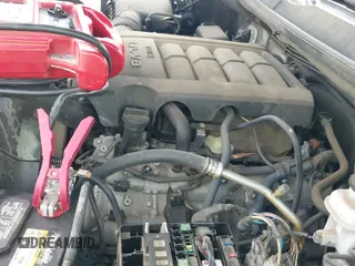 2017 Toyota Tundra SR5 с VIN 5TFEW5F11HX216606, выставлен на аукционе IAAI как лот 42962329 с пробегом 100 503 миль миль и . История ставок и продаж доступна на DreamBid. Изображение 19.