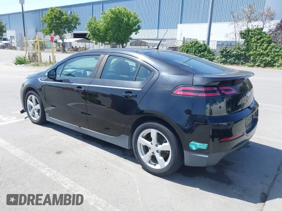 2014 Chevrolet Volt with VIN 1G1RE6E48EU172972, listed as a IAAI auction lot 42215102 with Not Provided miles and . Bid and sale history available at carsss.com. Image 3.