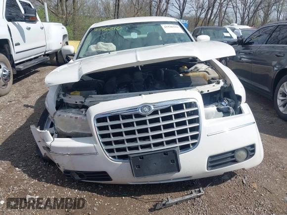 2006 Chrysler 300 Touring with VIN 2C3KA53G56H524944, listed as a IAAI auction lot 41946310 with 193,945 mi miles and . Bid and sale history available at DreamBid. Image 13.
