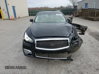 2015 Infiniti Q70 with VIN JN1BY1PR5FM830652, listed as a Copart auction lot 52894625 with 102,387 mi miles and Salvage Title. Bid and sale history available at DreamBid. Image 5.