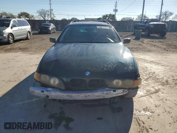 1999 BMW 5 Series 528iAt with VIN WBADP6345XBV62020, listed as a Copart auction lot 46804705 with 221,575 mi miles and Salvage Title. Bid and sale history available at carsss.com. Image 5.