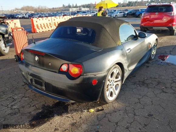 2004 BMW Z4 2.5i with VIN 4USBT33544LS51157, listed as a IAAI auction lot 41343067 with NaN miles. Bid and sale history available at carsss.com. Image 4.