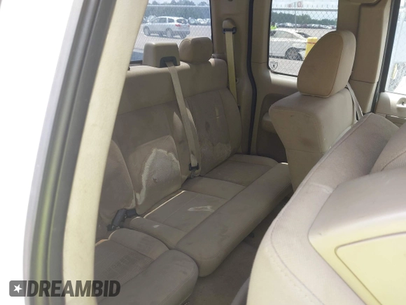 2006 Ford F-150 XL with VIN 1FTPX12V66NA95233, listed as a IAAI auction lot 42438729 with 456,788 mi miles and . Bid and sale history available at DreamBid. Image 8.