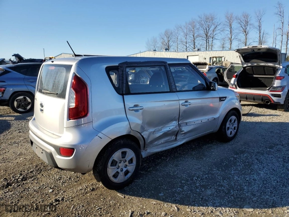 2012 Kia Soul with VIN KNDJT2A59C7479306, listed as a Copart auction lot 45061775 with 90,228 mi miles and Clean Title. Bid and sale history available at carsss.com. Image 3.